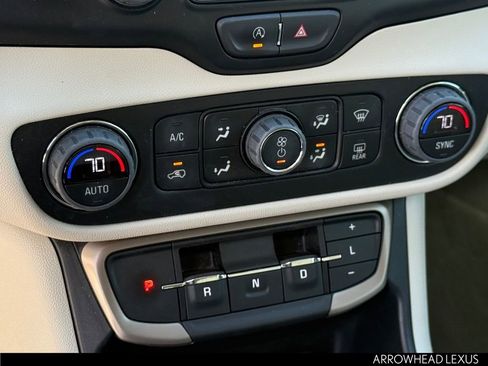 Used 2023 GMC Terrain Denali w/ Denali Premium Package image 23