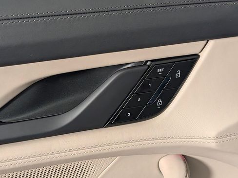 New 2026 Porsche Taycan image 26