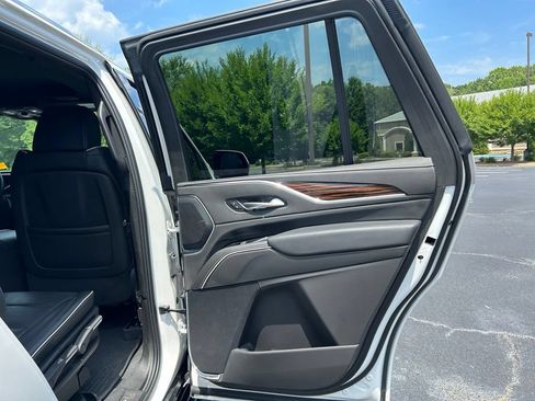 Used 2024 Cadillac Escalade Premium Luxury w/ Performance Package AWD/4WD image 65