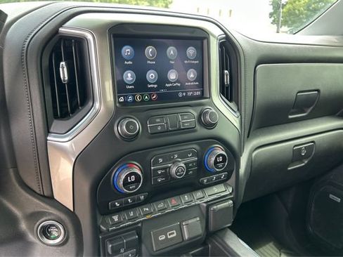 Used 2021 Chevrolet Silverado 2500 LTZ w/ LTZ Plus Package AWD/4WD image 14
