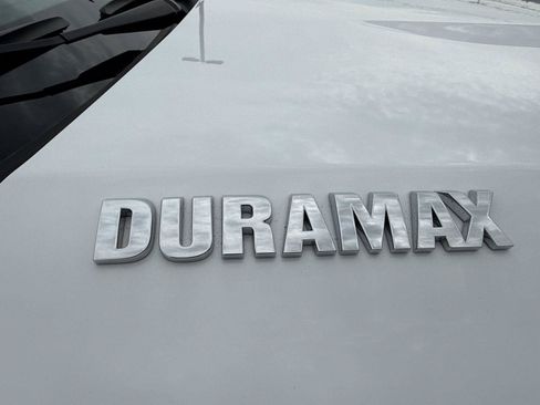 Used 2021 Chevrolet Silverado 1500 RST AWD/4WD image 10