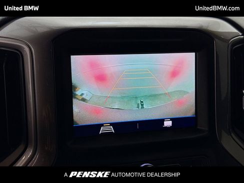 Used 2022 Chevrolet Silverado 1500 Custom w/ Safety Confidence Package image 9