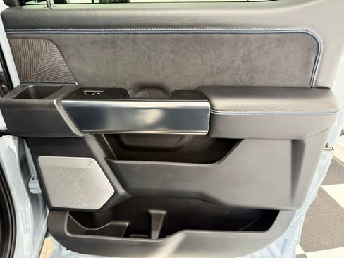 Certified 2025 Ford F450 Platinum image 24