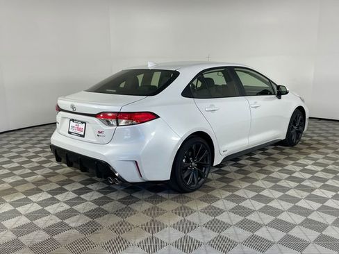 Used 2026 Toyota Corolla SE image 16