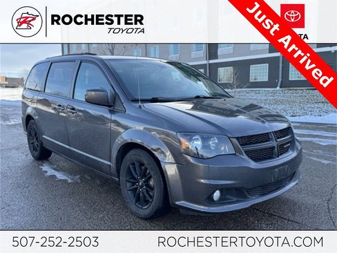 Used 2019 Dodge Grand Caravan GT image 1