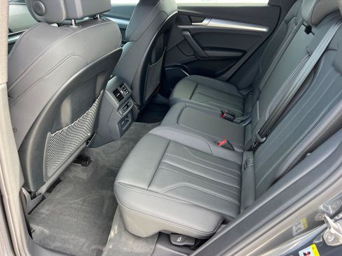 Used 2025 Audi Q5 2.0T Premium AWD/4WD image 21
