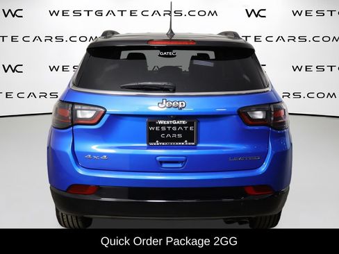 Used 2022 Jeep Compass Limited w/ Elite Group AWD/4WD image 4