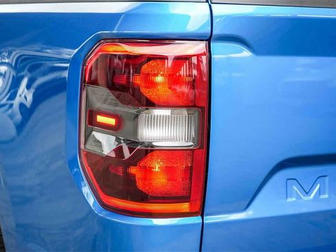 New 2026 Ford Maverick Lobo image 9