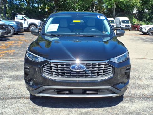 Certified 2023 Ford Escape Active FWD image 9