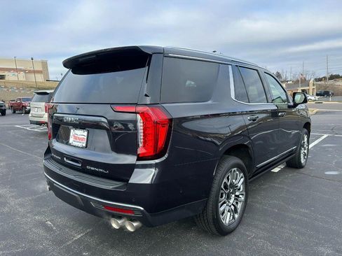 Used 2023 GMC Yukon Denali Ultimate image 3