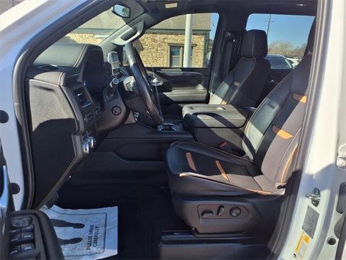 Used 2023 GMC Yukon AT4 w/ Technology Package image 13