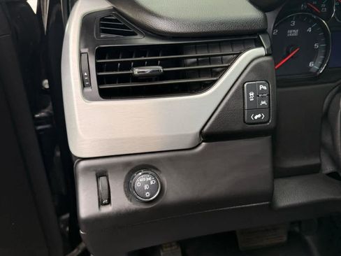 Used 2020 GMC Yukon XL SLT w/ Premium Edition RWD image 21