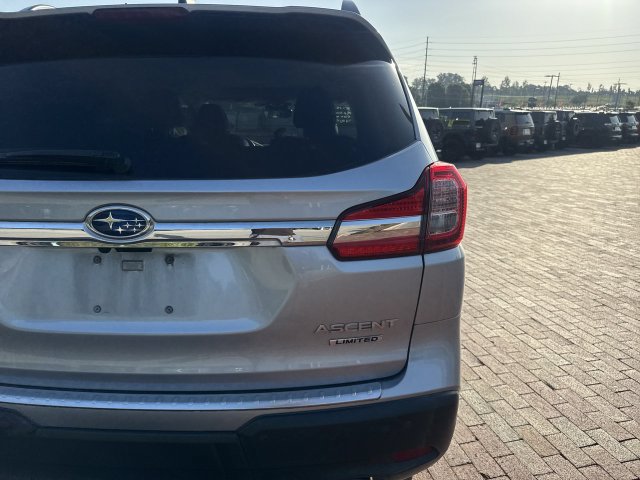 Used 2021 Subaru Ascent Limited w/ Technology Package AWD/4WD image 11