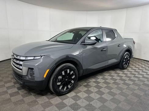 Certified 2025 Hyundai Santa Cruz SE image 36