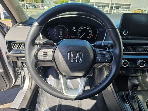 Used 2024 Honda Civic EX-L image 24