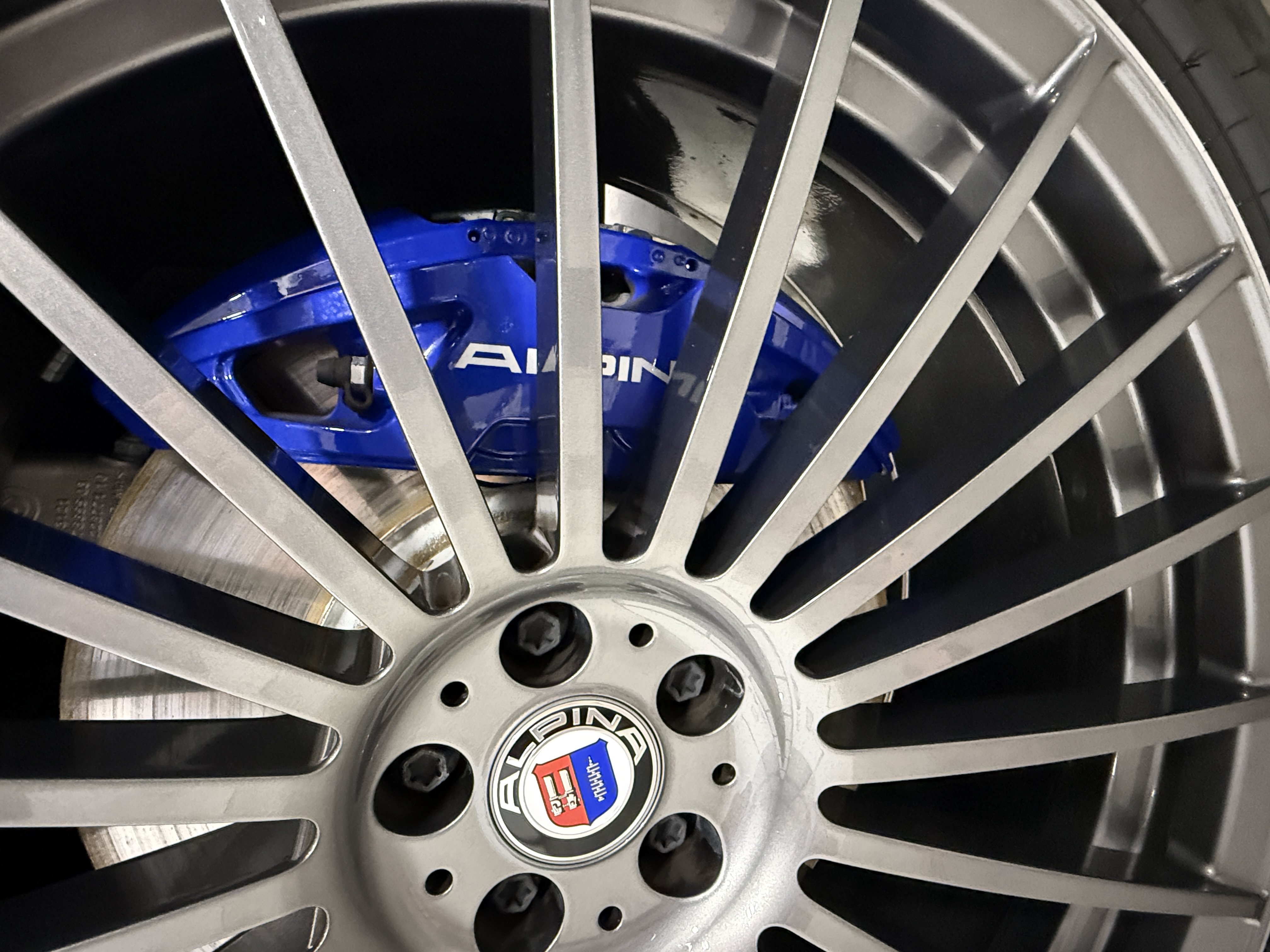 Used 2025 BMW ALPINA XB7 AWD/4WD image 19