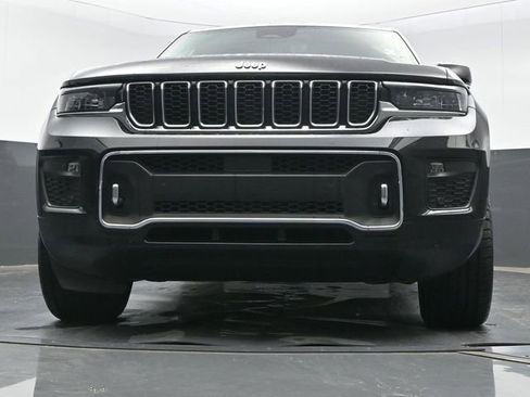 Used 2021 Jeep Grand Cherokee L Overland w/ Luxury Tech Group IV AWD/4WD image 19