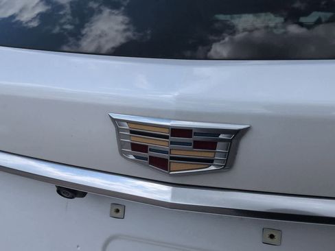Used 2023 Cadillac XT5 Premium Luxury AWD/4WD image 11