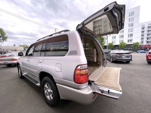 Used 2000 Toyota Land Cruiser AWD/4WD image 23