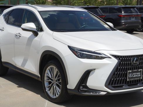 Certified 2025 Lexus NX 350 AWD w/ Premium Package image 3