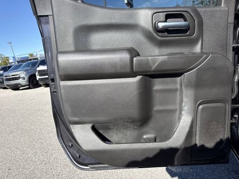 Used 2023 Chevrolet Silverado 1500 Custom image 25