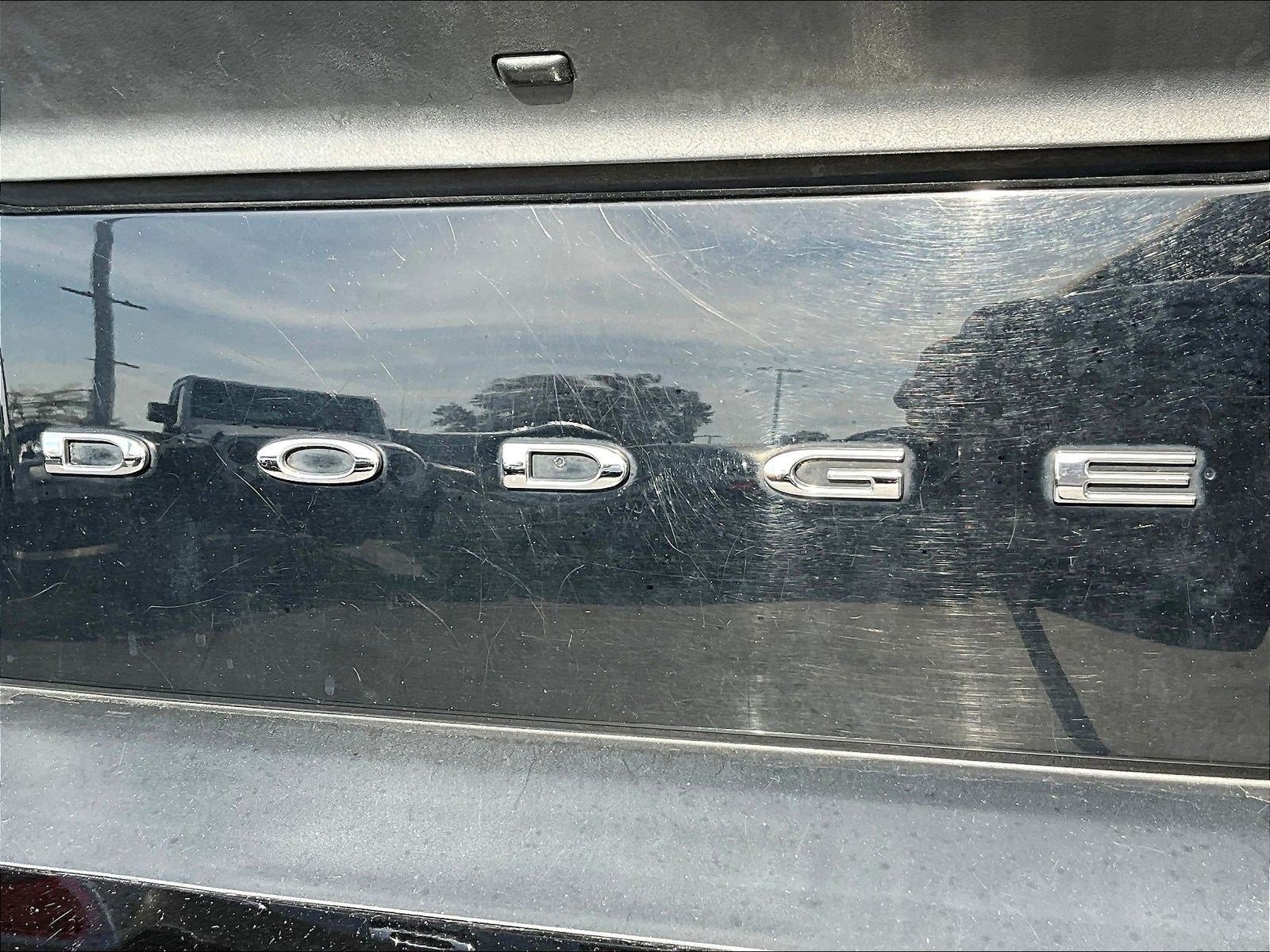 Used 2021 Dodge Challenger SXT RWD image 23