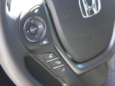 Used 2023 Honda Ridgeline RTL image 19