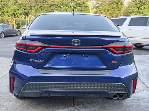 Used 2021 Toyota Corolla SE w/ SE Premium Package FWD image 5