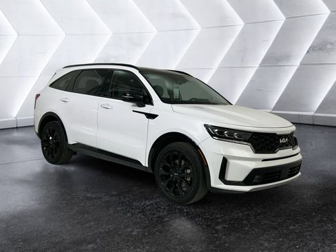 Used 2023 Kia Sorento SX FWD image 1