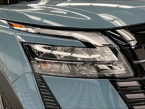 New 2026 Nissan Pathfinder Platinum image 15