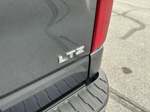 Used 2021 Chevrolet Silverado 1500 LTZ w/ Technology Package image 12