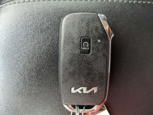 Certified 2022 Kia Seltos EX AWD/4WD image 38
