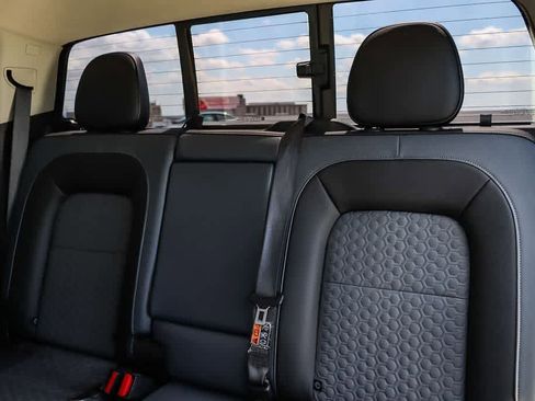 Used 2021 Chevrolet Colorado Z71 w/ Safety Package RWD image 19