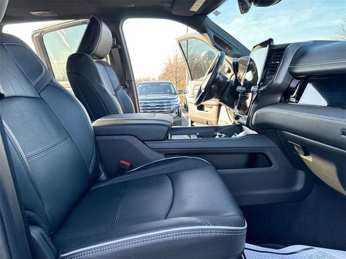 Used 2025 RAM 2500 Limited image 23