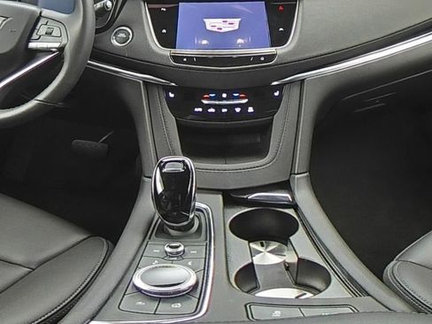 New 2025 Cadillac XT6 Luxury w/ LPO, Floor Liner Package image 24