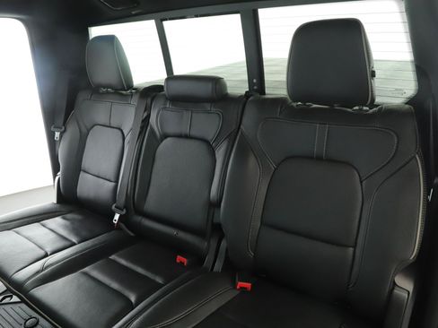 Used 2022 RAM 1500 Limited AWD/4WD image 5