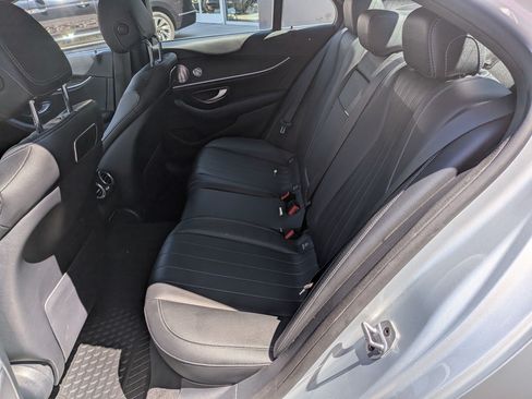 Used 2019 Mercedes-Benz E 300 4MATIC image 26