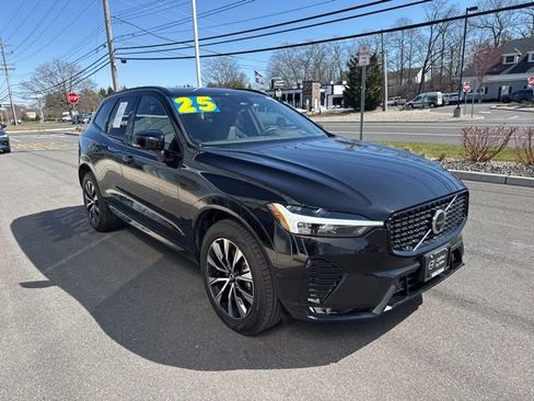 Certified 2025 Volvo XC60 B5 Plus image 6