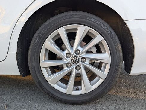 Used 2022 Toyota Camry LE image 11