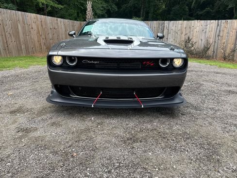 Used 2020 Dodge Challenger R/T Scat Pack RWD image 40