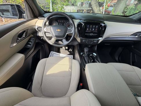 Used 2023 Chevrolet Traverse LS AWD/4WD image 12