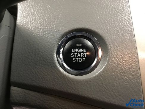 Used 2009 Toyota Avalon Limited image 49