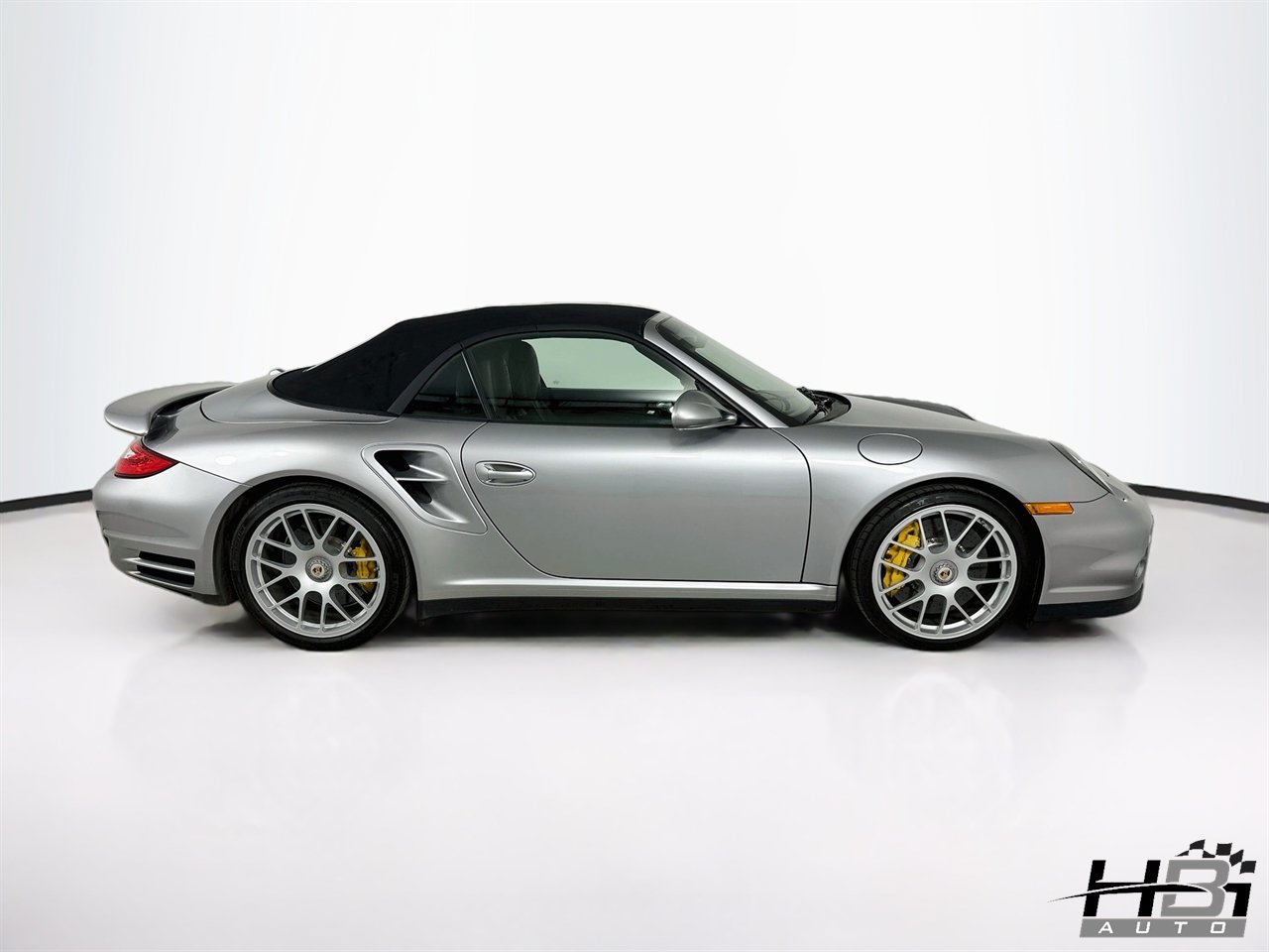 Used 2011 Porsche 911 Turbo AWD/4WD image 4