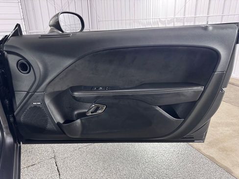 Used 2019 Dodge Challenger SRT Hellcat w/ Alcantara Appearance Package RWD image 39