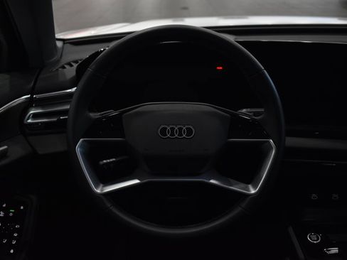 Used 2025 Audi A5 2.0T Premium Plus w/ Premium Plus image 14