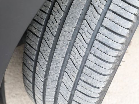 Used 2020 Kia Telluride SX w/ SX Prestige Package image 36