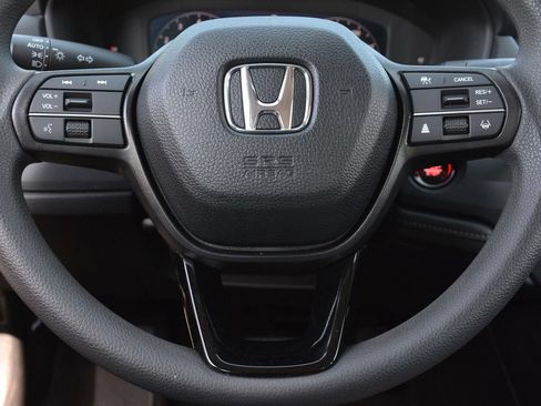 Used 2025 Honda Accord LX image 28