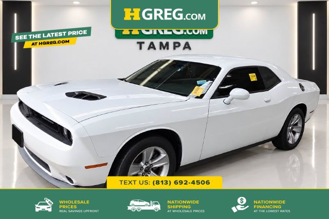Used 2023 Dodge Challenger SXT RWD image 1