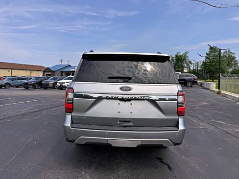Used 2021 Ford Expedition Max Limited AWD/4WD image 8