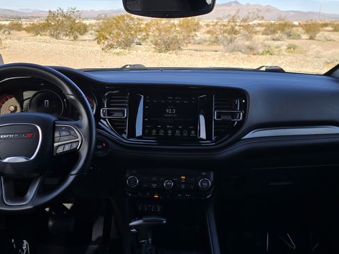 Used 2023 Dodge Durango SXT Launch Edition image 9